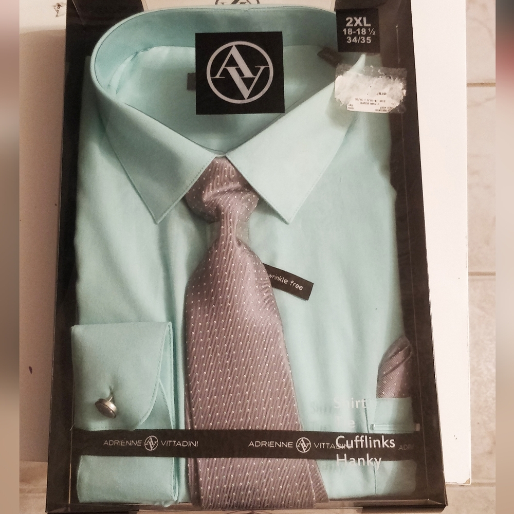Adrienne Vittadini Blue Dress Shirt Bundle